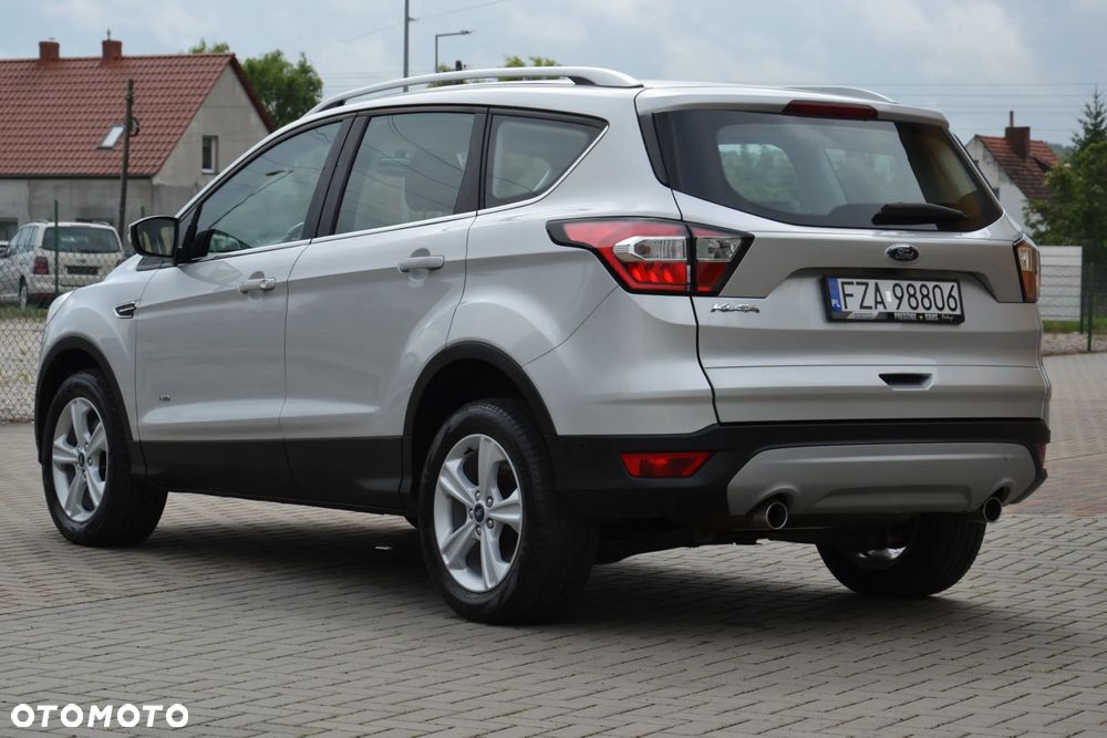 Ford Kuga 2.0 TDCi 4WD Titanium - 15
