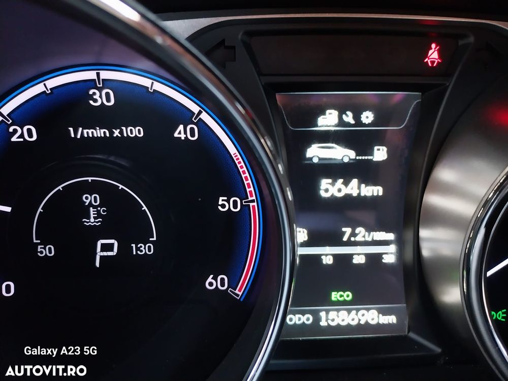 Mercedes-Benz E 220 d 4MATIC Aut. - 11
