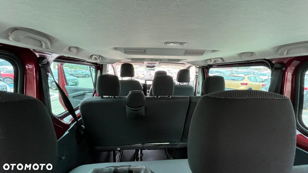 Renault Trafic - 16