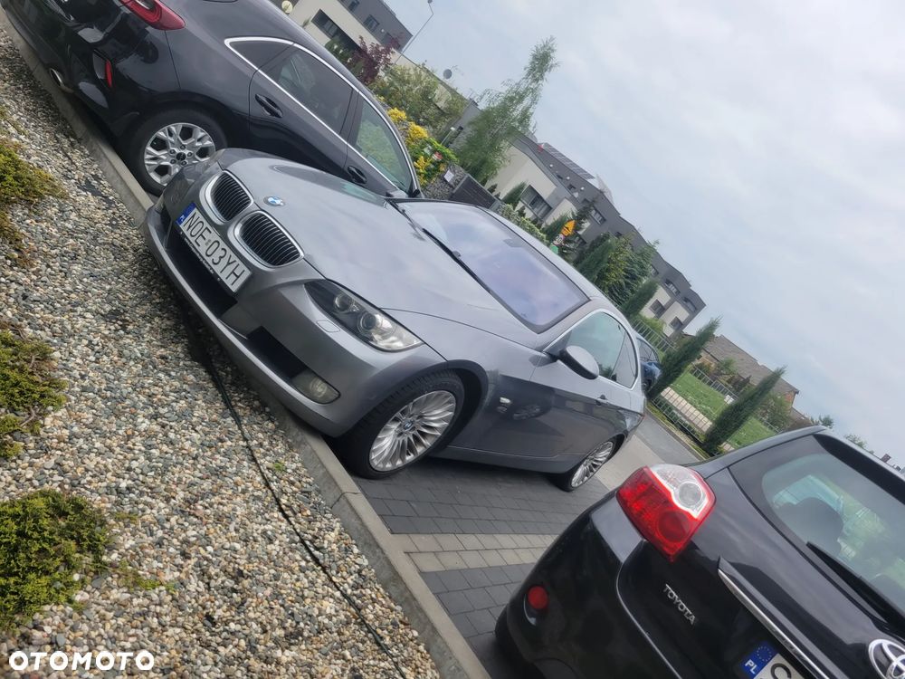 BMW Seria 3 325i - 16