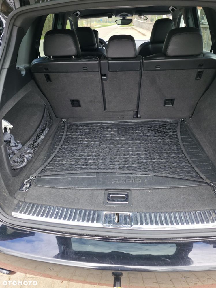 Porsche Cayenne - 9