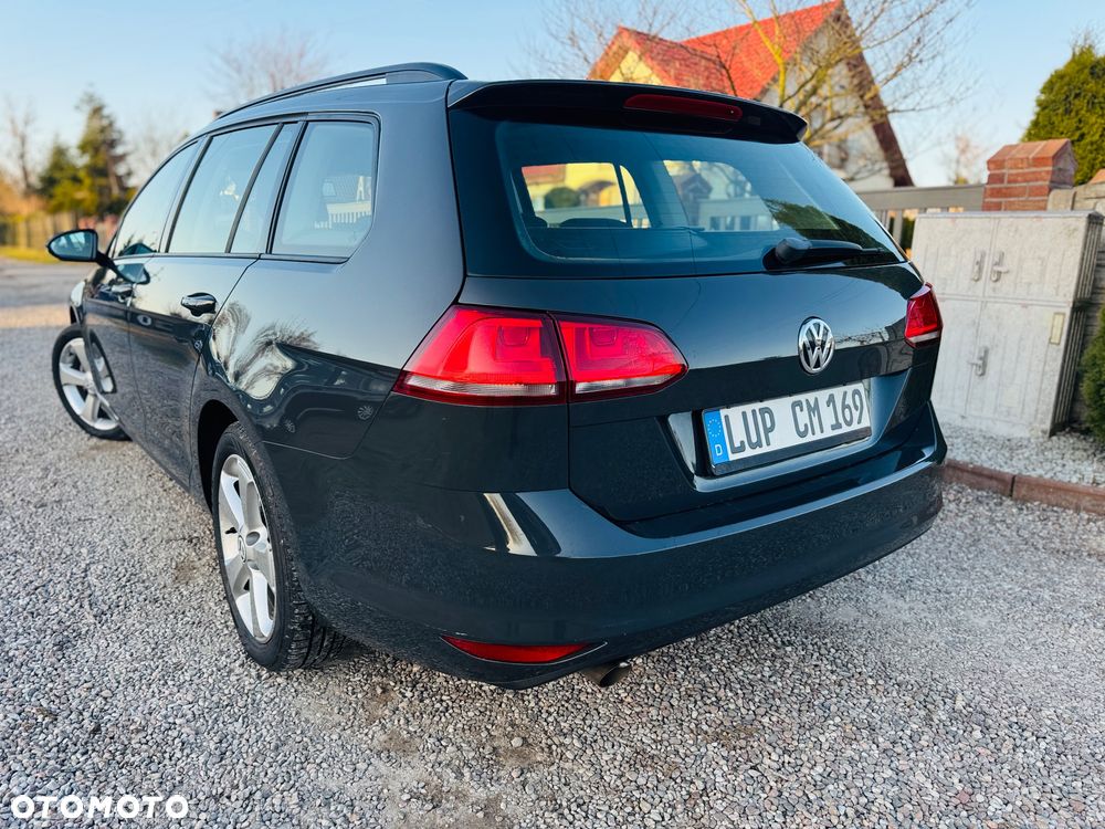 Volkswagen Golf 1.6 TDI BlueMotion Technology Comfortline - 23