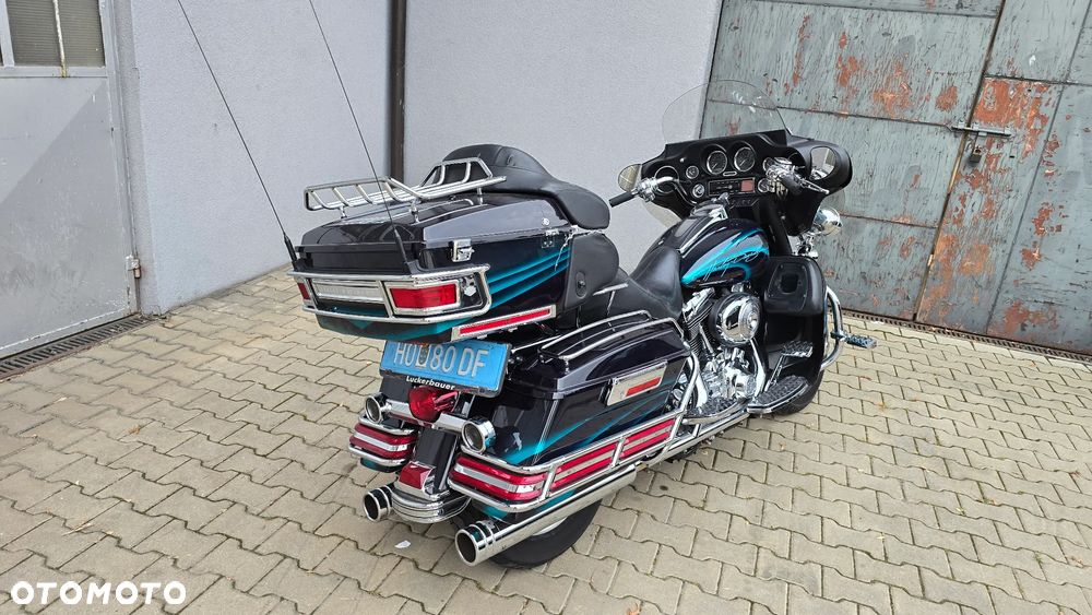 Harley-Davidson FLHTCU Ultra - 4