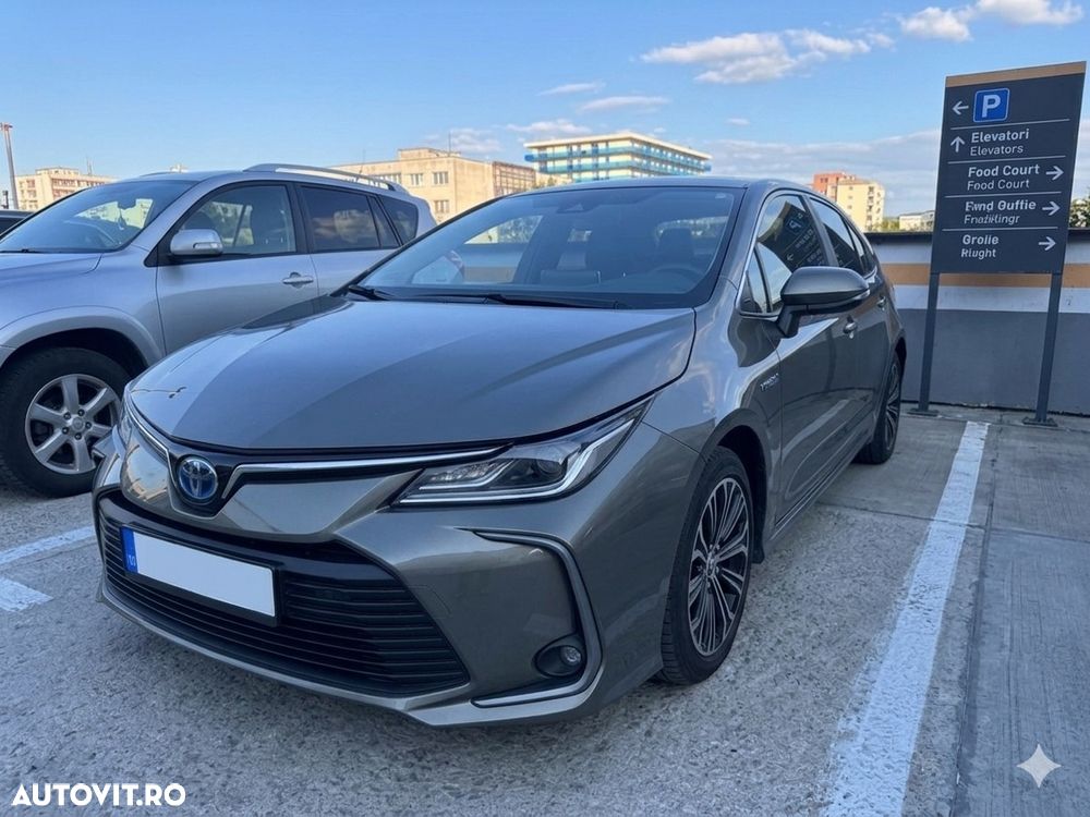 Toyota Corolla 1.8 HSD Business - 1
