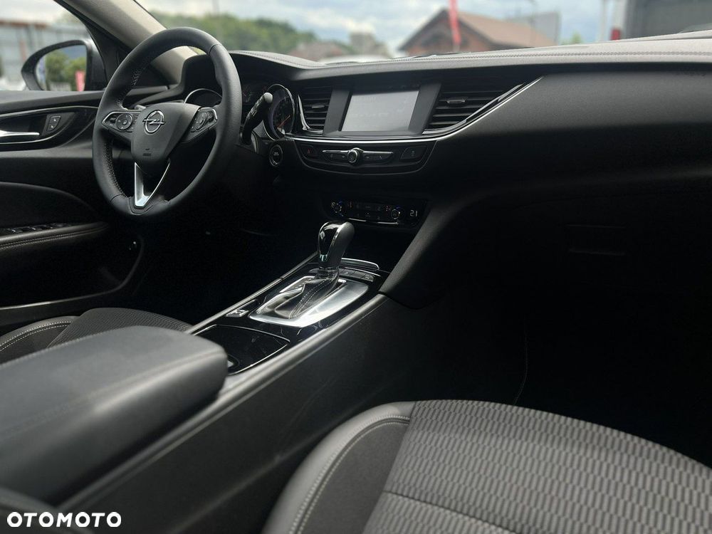 Opel Insignia 1.5 T Elite S&S - 15