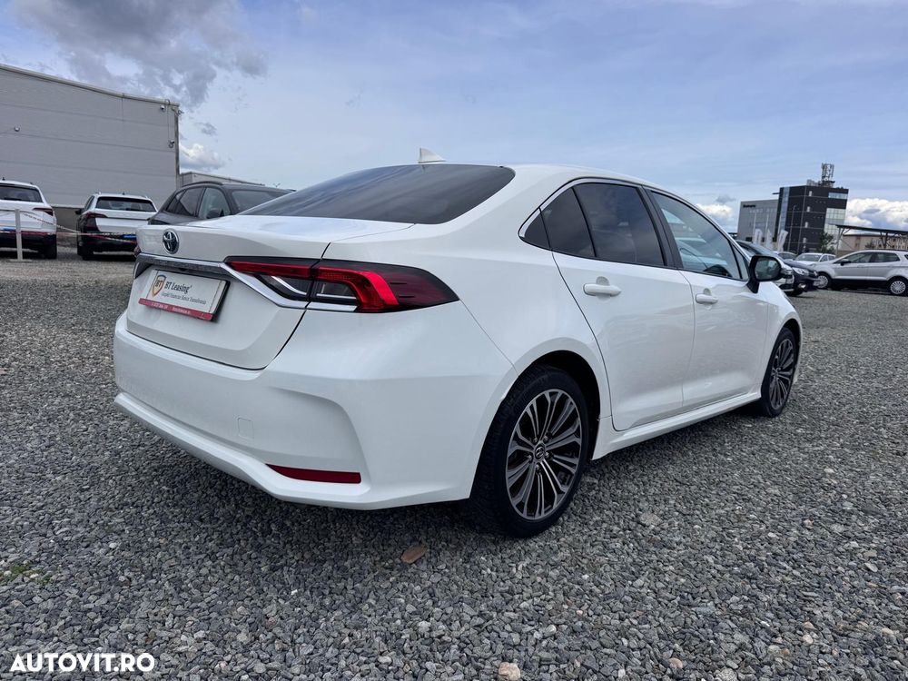 Toyota Corolla 1.8 HSD Dynamic - 3