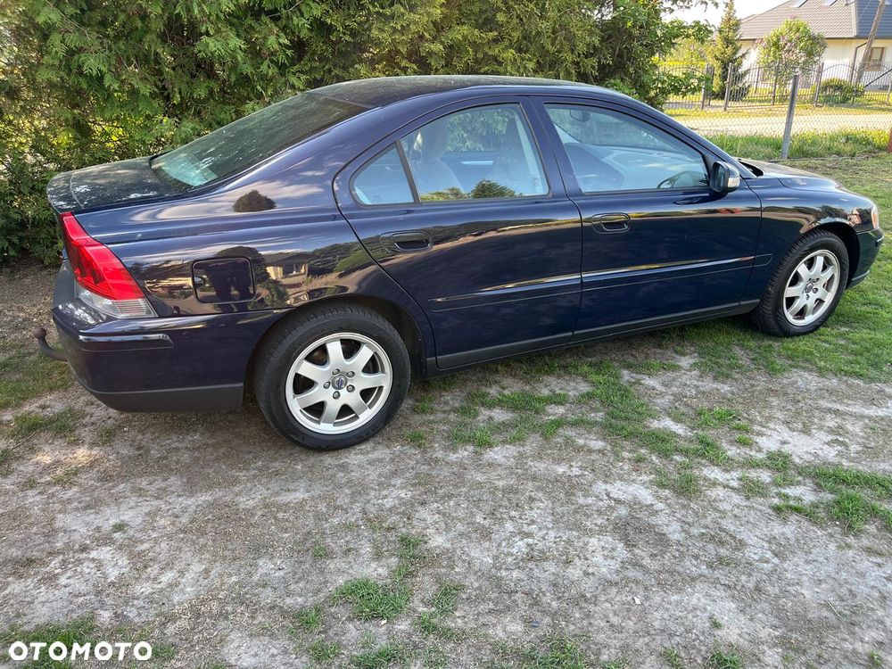 Volvo S60 2.4 Momentum - 16
