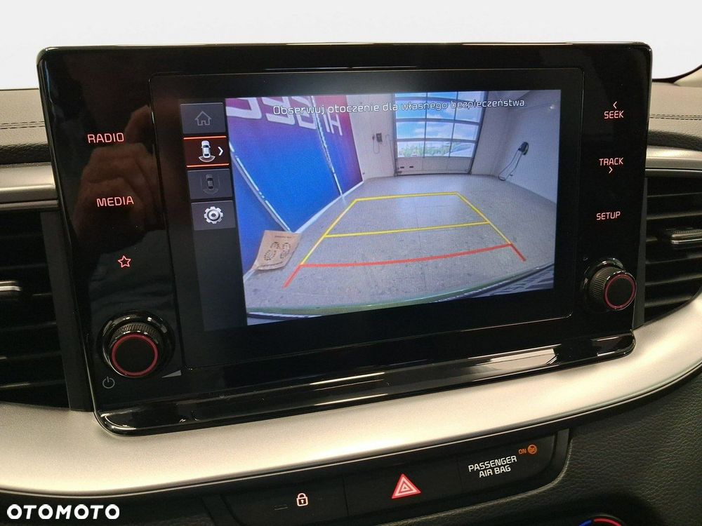 Kia XCeed - 18