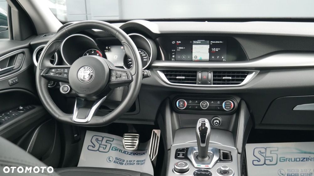 Alfa Romeo Stelvio - 10