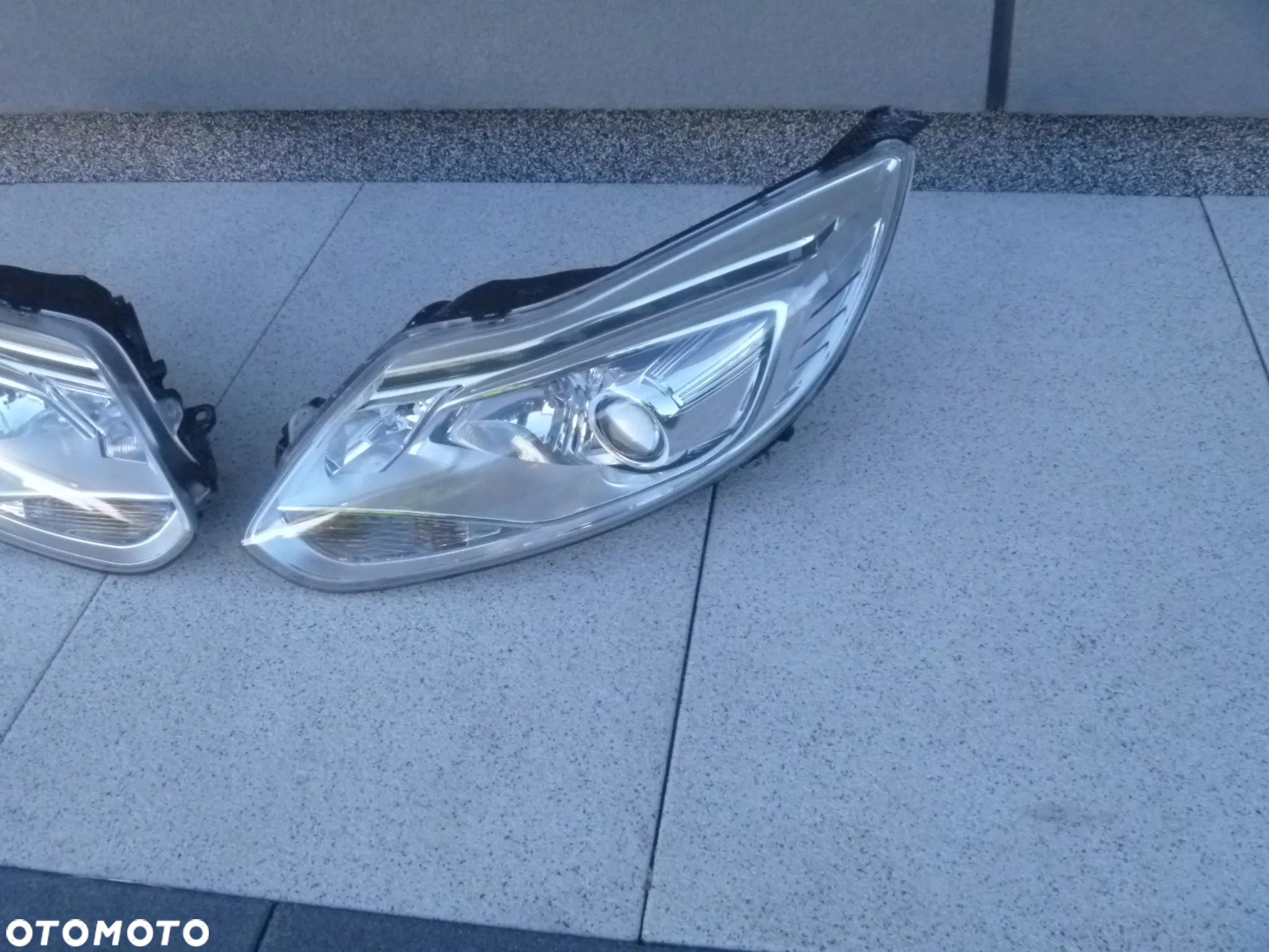 FORD FOCUS MK3 XENON LED LEWY KOMPLETNY ORYGINAŁ EUROPA - 2