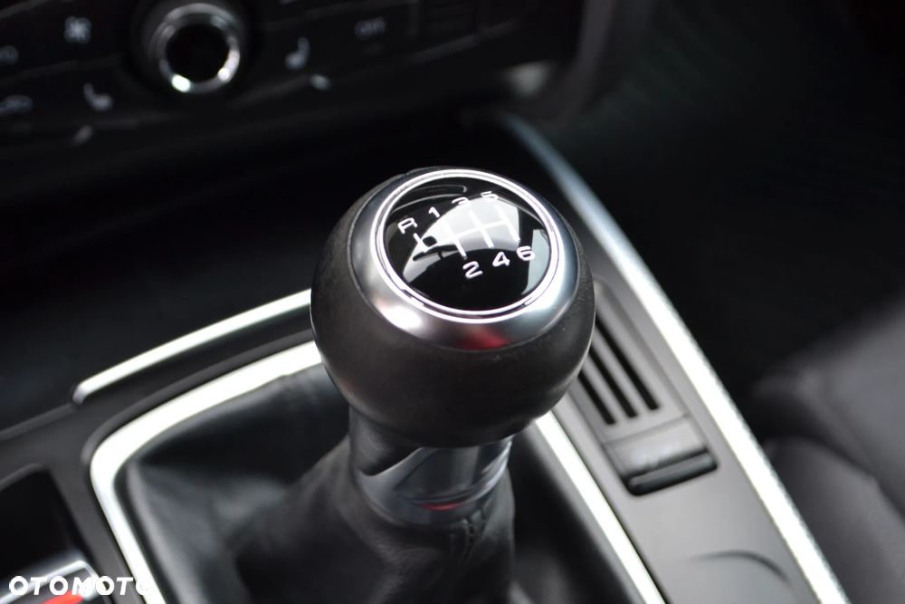 Audi A4 Avant 2.0 TDI DPF quattro - 27