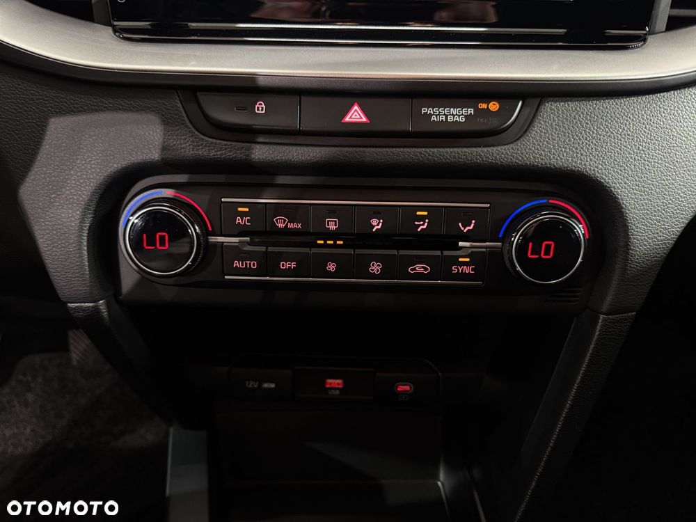 Kia XCeed - 25