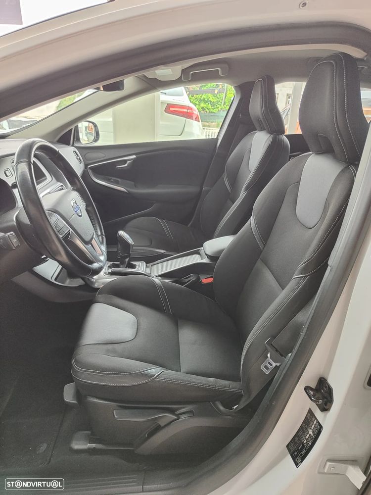 Volvo V40 D2 Momentum - 15