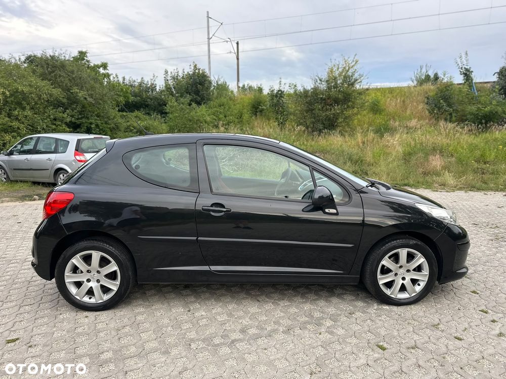 Peugeot 207 - 4