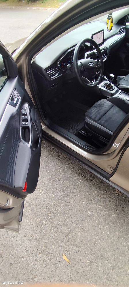 Ford Focus 1.5 TDCi Trend - 6