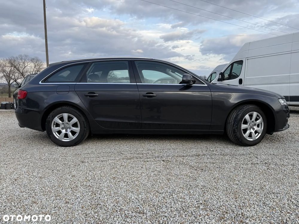 Audi A4 Avant 2.0 TFSI Attraction - 3