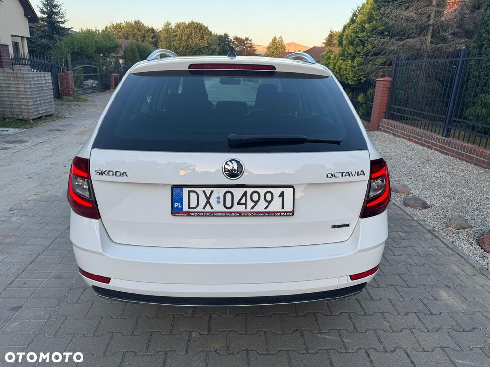 Skoda Octavia 1.5 TSI G-TEC DSG Style - 14