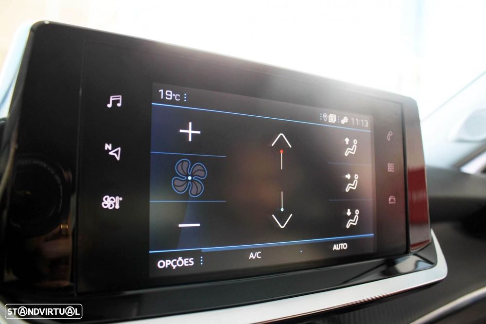 Peugeot 2008 PureTech 100 Allure - 12