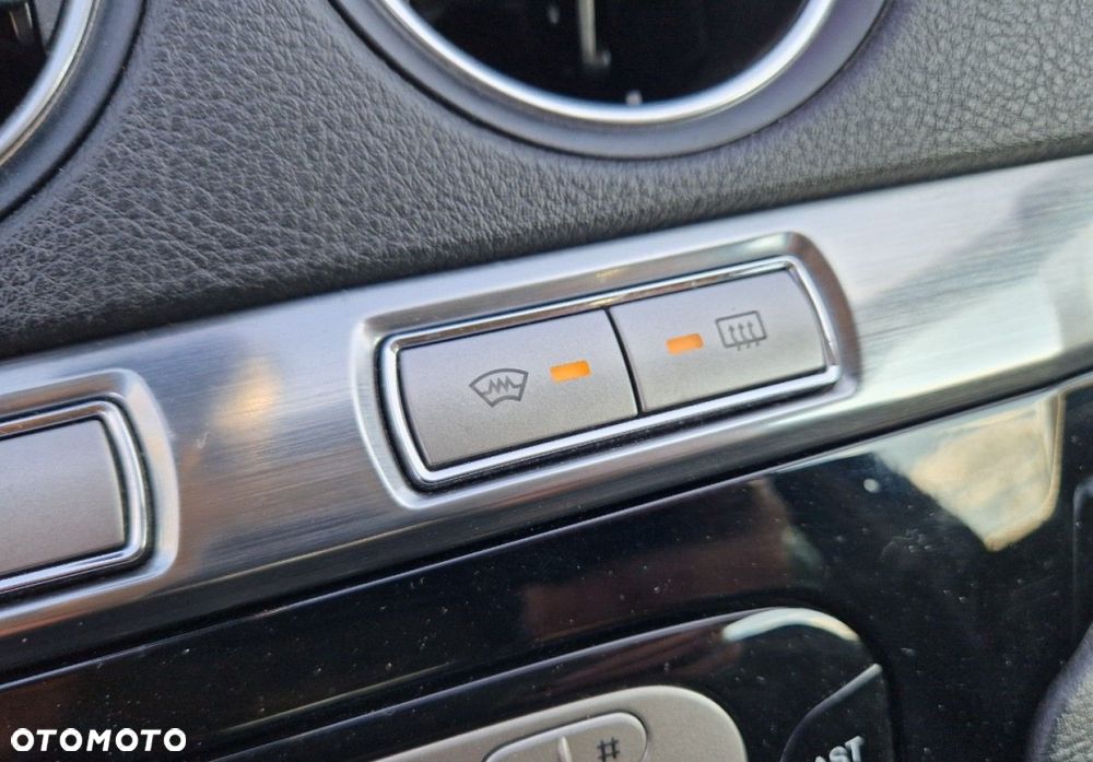 Ford S-Max 2.0 TDCi DPF Titanium - 22