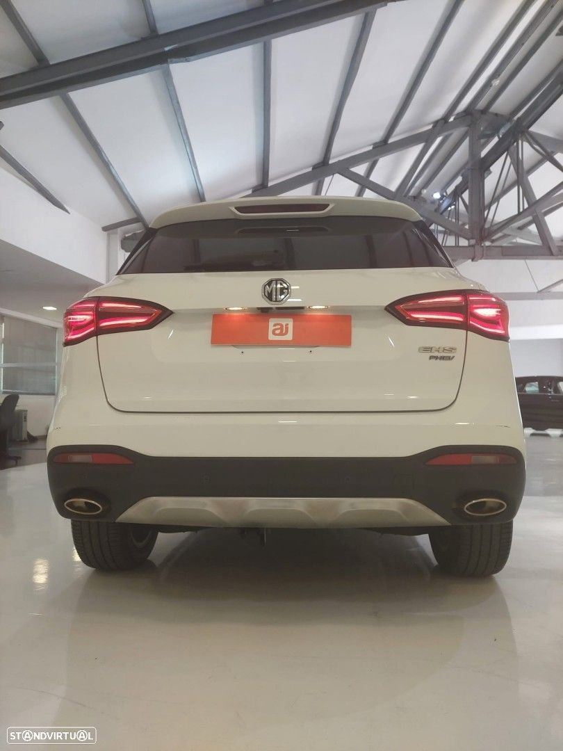 MG EHS PHEV Luxury - 9