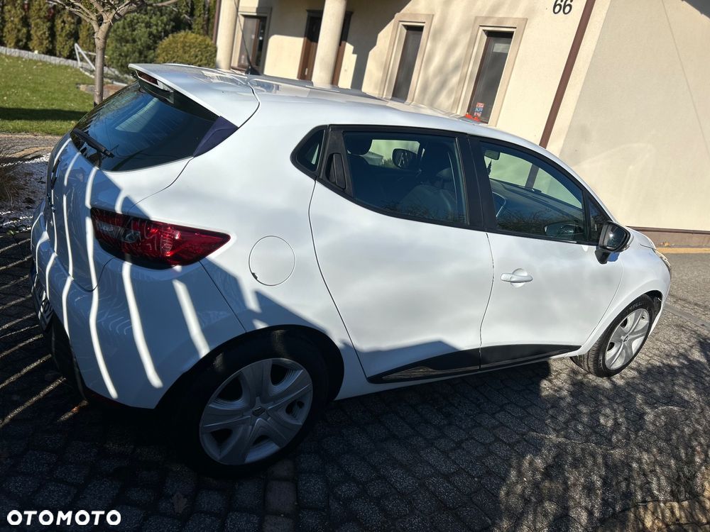 Renault Clio 1.2 16V 75 Collection - 7