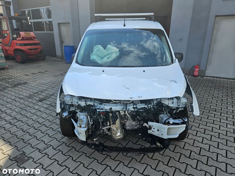 Ford Transit Connect - 4