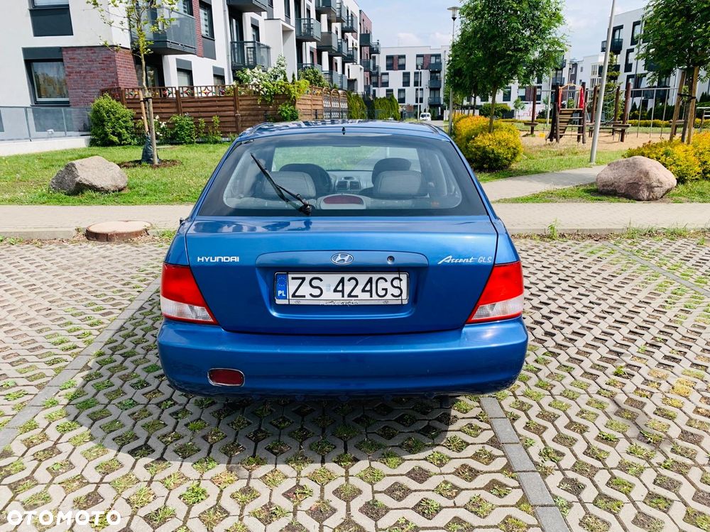 Hyundai Accent - 9