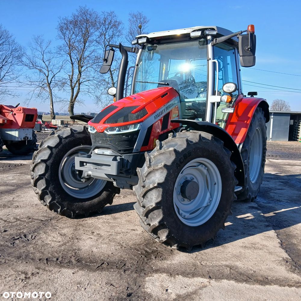 Massey Ferguson 5S.125 Dyna-6 EFFICIENT - 1