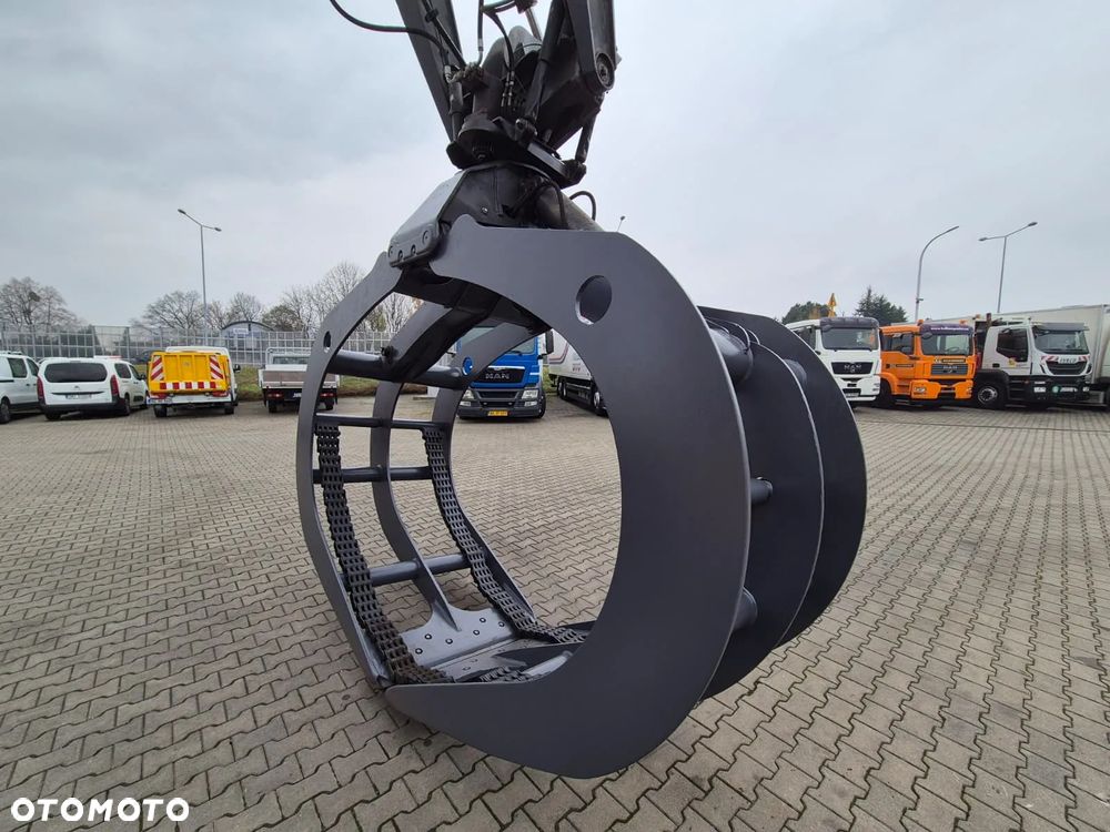 Volvo L 180E 4X4 / HEAVY DUTY / ŁADOWARKA KOŁOWA / CHWYTAK DO BALI I DREWNA / WIELE ZASTOSOWAŃ / OD PIERWSZEGO WŁAŚCICIELA / DOBRY STAN / MOŻLIWOŚĆ TRANSPORTU - 20