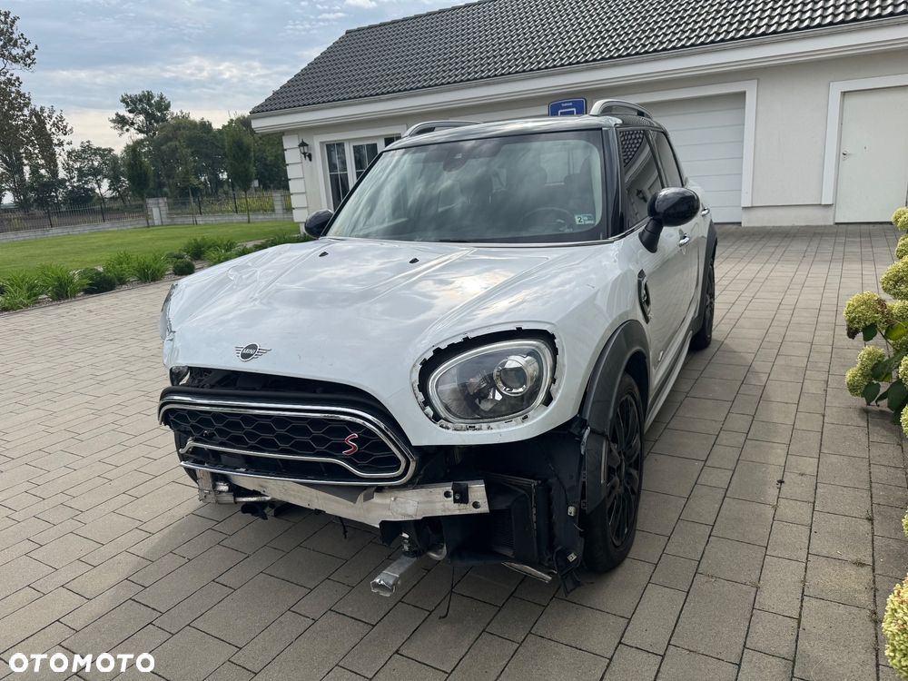 MINI Countryman S ALL4 Classic Trim - 5