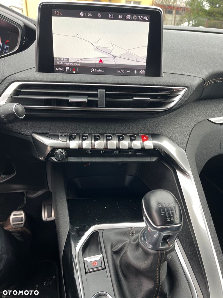 Peugeot 3008 1.2 PureTech Active S&S - 12