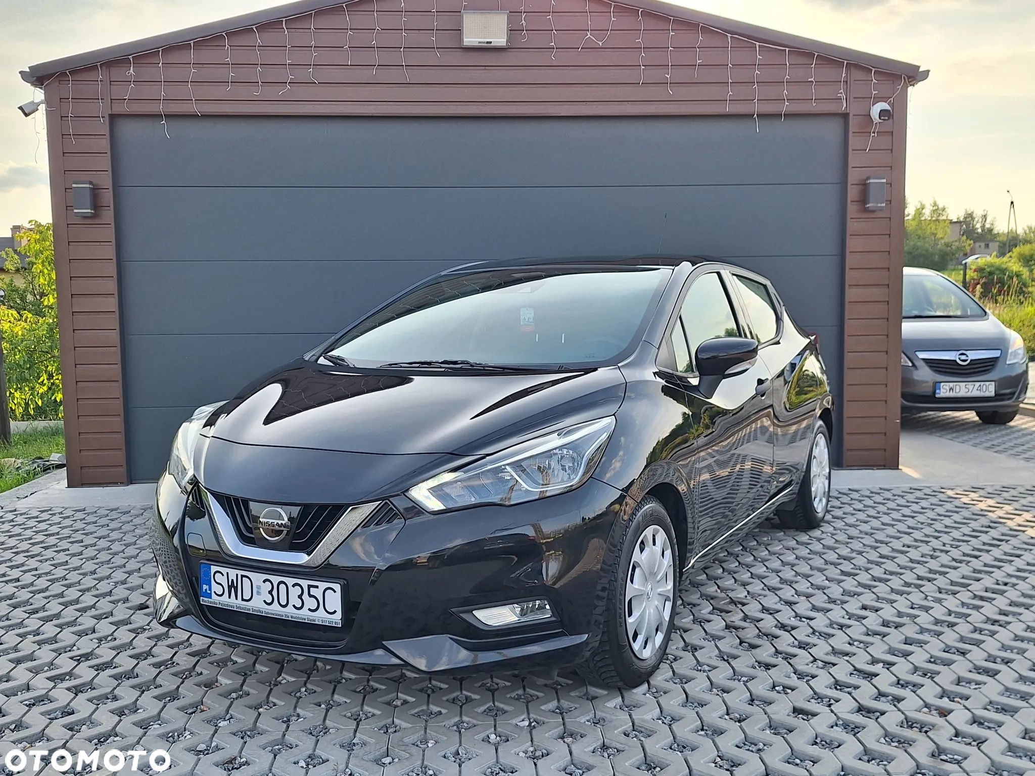 Nissan Micra - 1