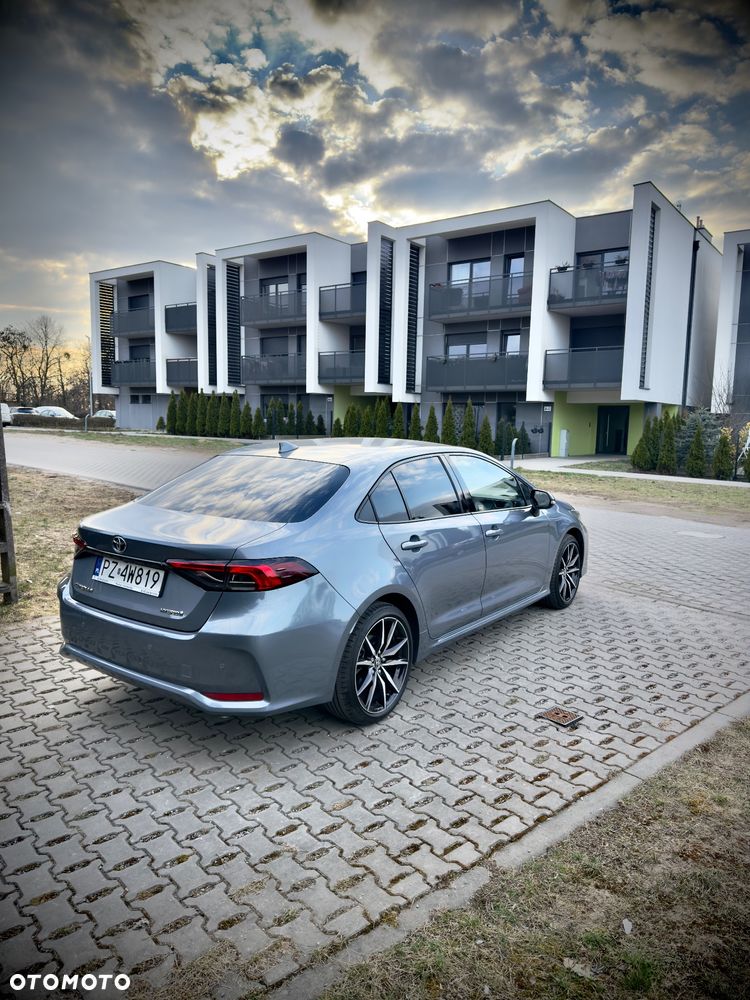 Toyota Corolla 1.8 Hybrid Comfort - 3