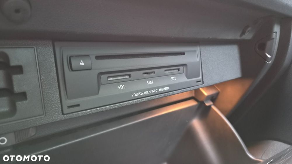 Volkswagen Tiguan - 32