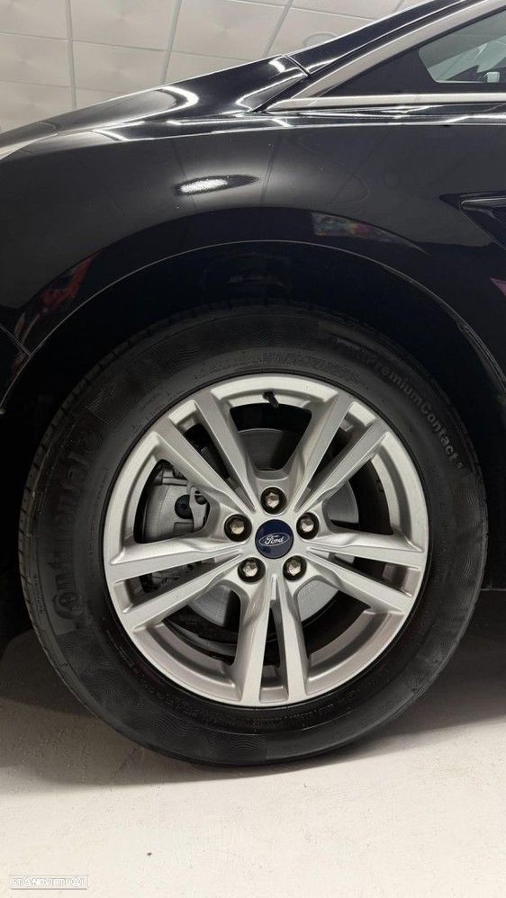 Ford S-Max 2.0 TDCi Titanium - 30