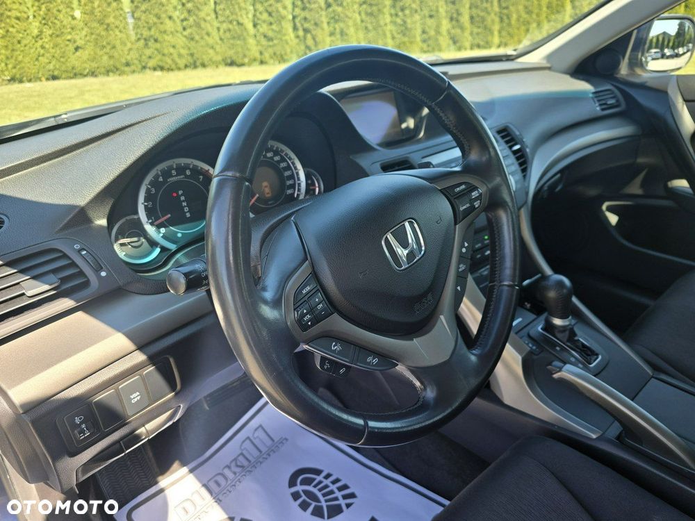 Honda Accord - 16