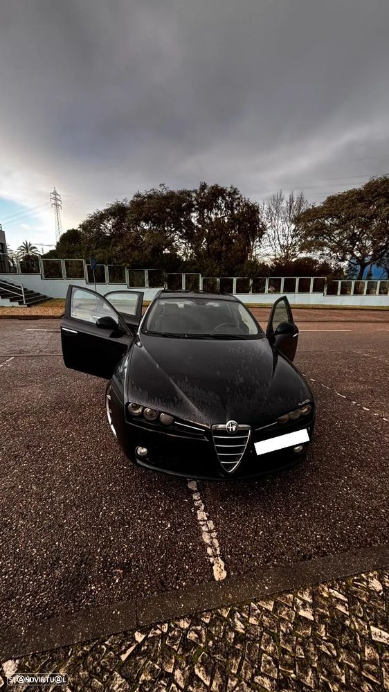 Alfa Romeo 159 1.9 JTDM 16V - 8