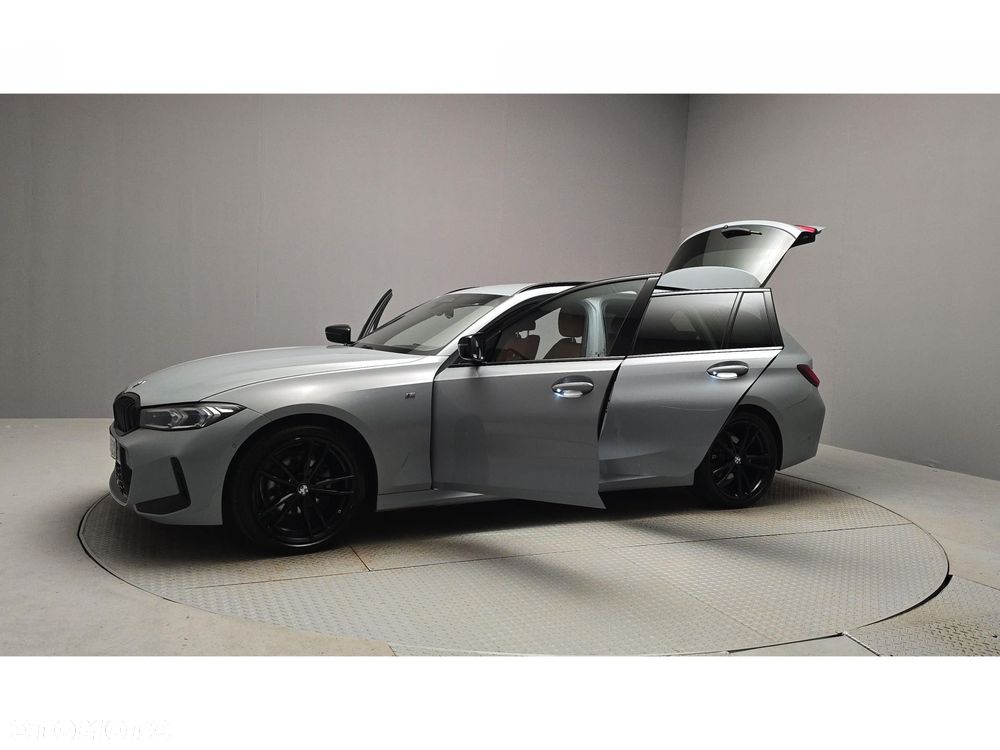 BMW Seria 3 320d xDrive Sport - 9