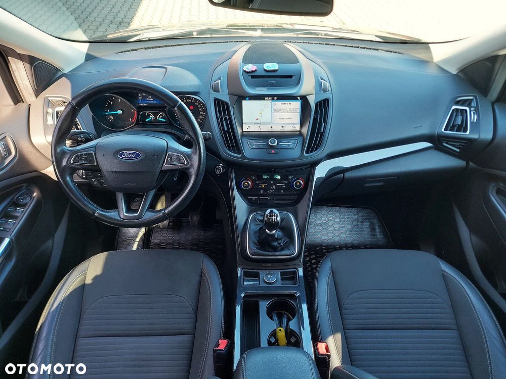 Ford Kuga - 20