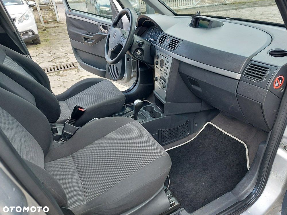 Opel Meriva - 11