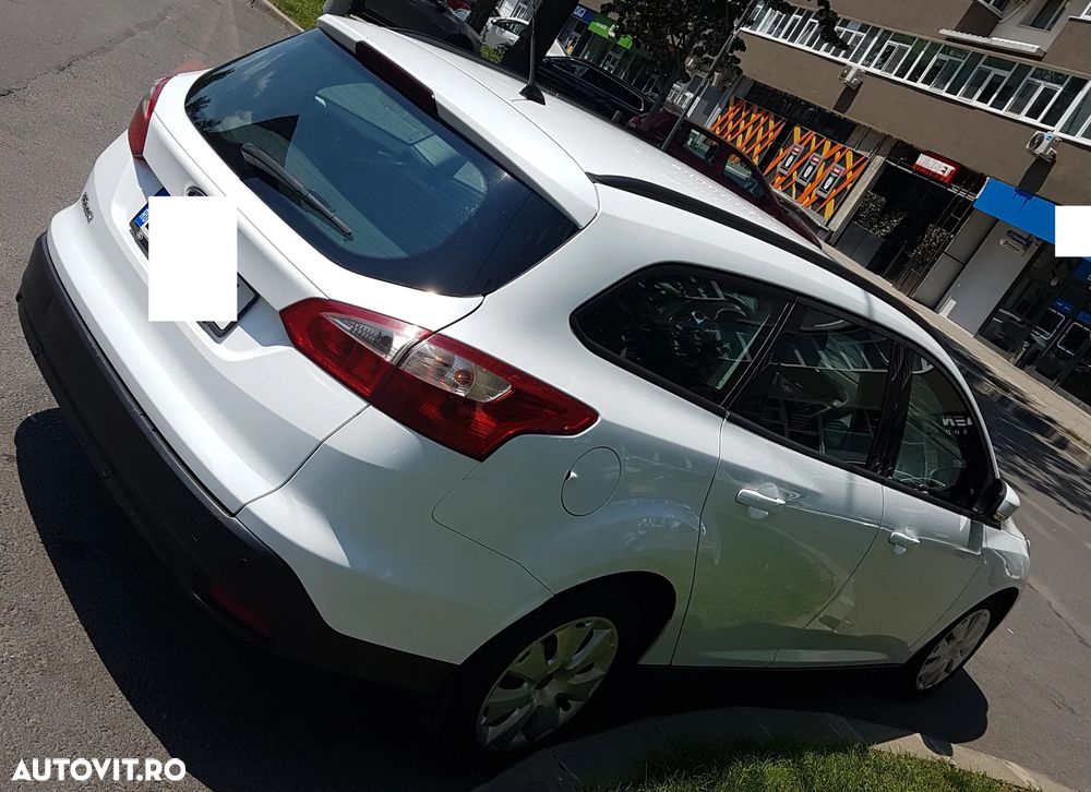 Ford Focus - 10