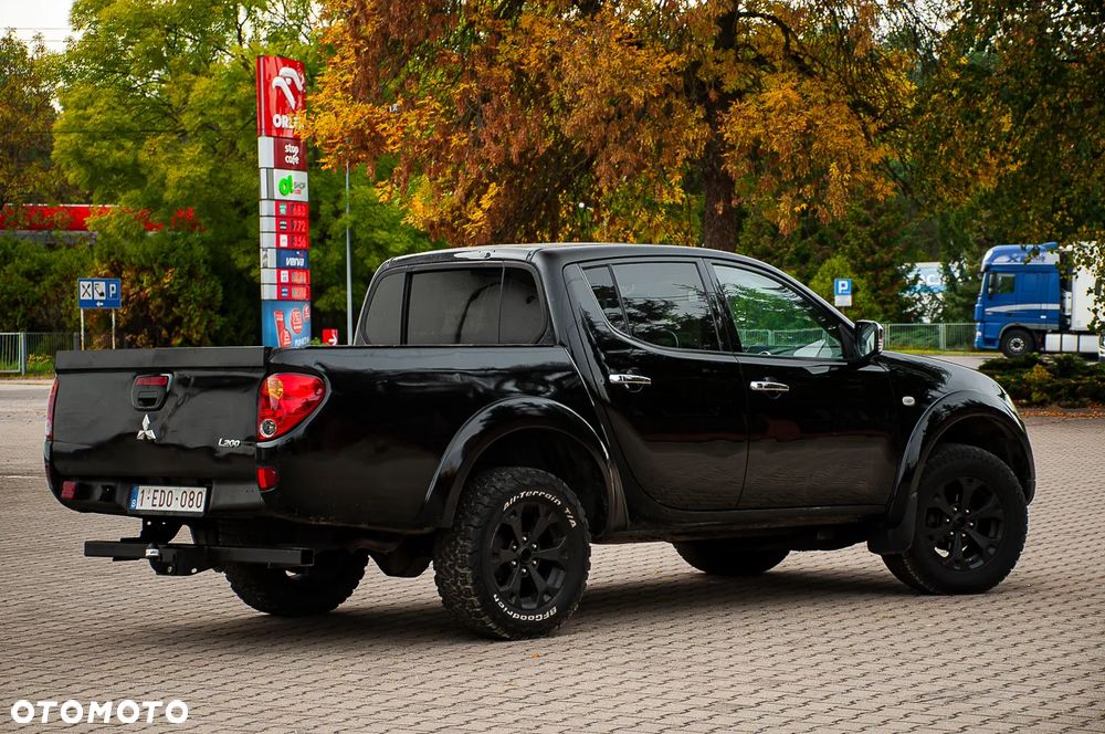 Mitsubishi L200 2012 photo 3