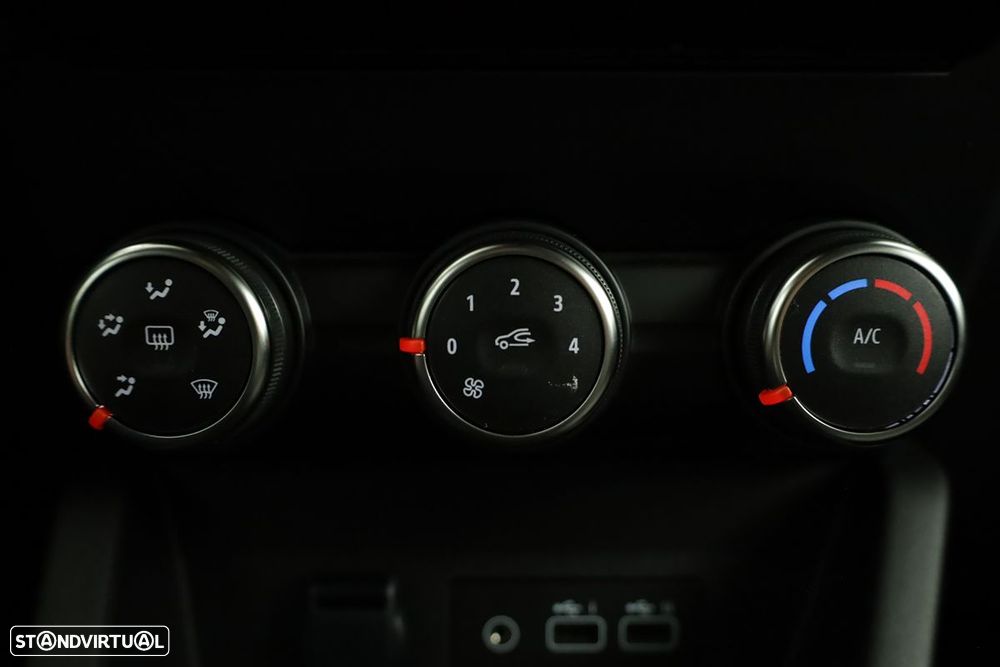 Renault Clio 1.0 TCe Evolution Bi-Fuel - 12