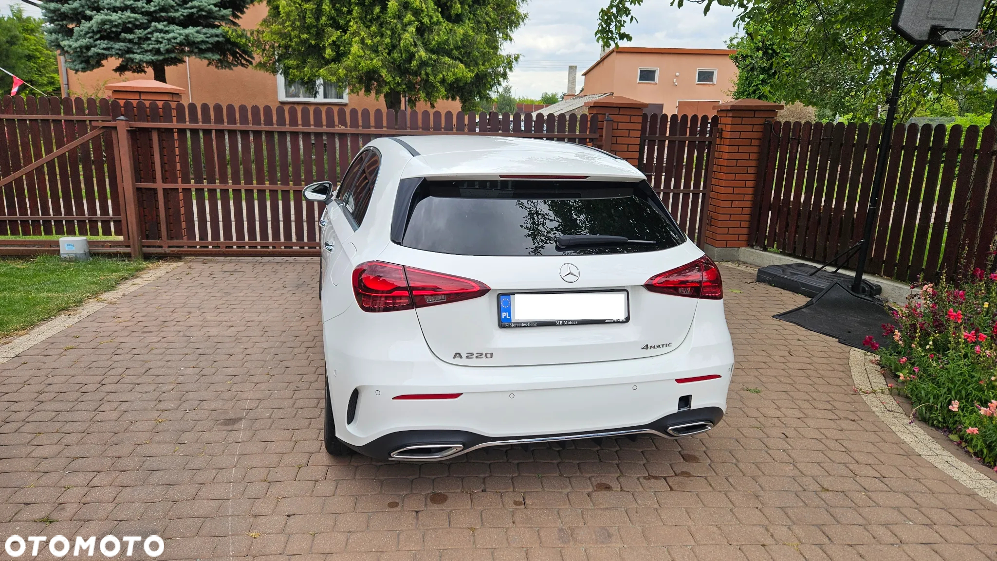 Mercedes-Benz Klasa A 220 4-Matic AMG Line 7G-DCT - 2