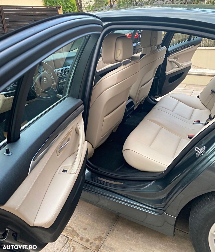 BMW Seria 5 525d xDrive - 8