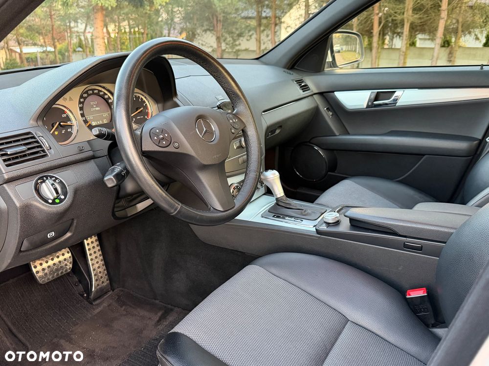 Mercedes-Benz Klasa C - 23