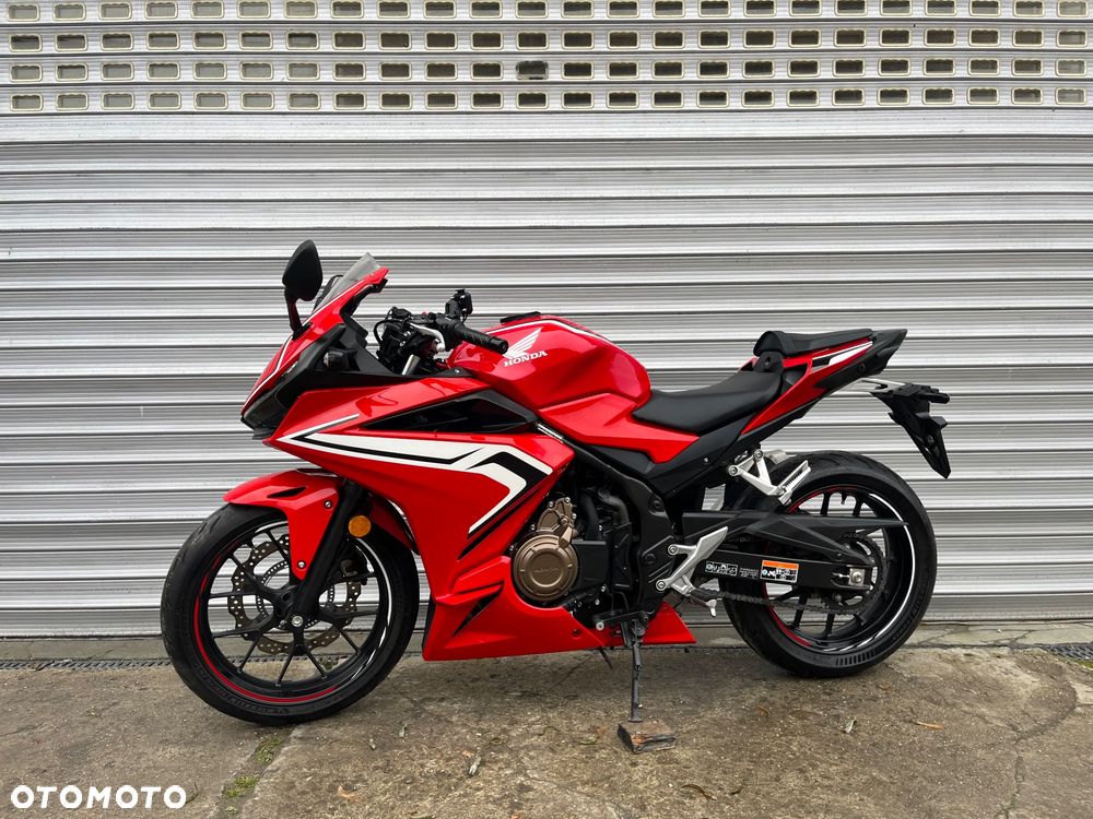 Honda CBR - 1