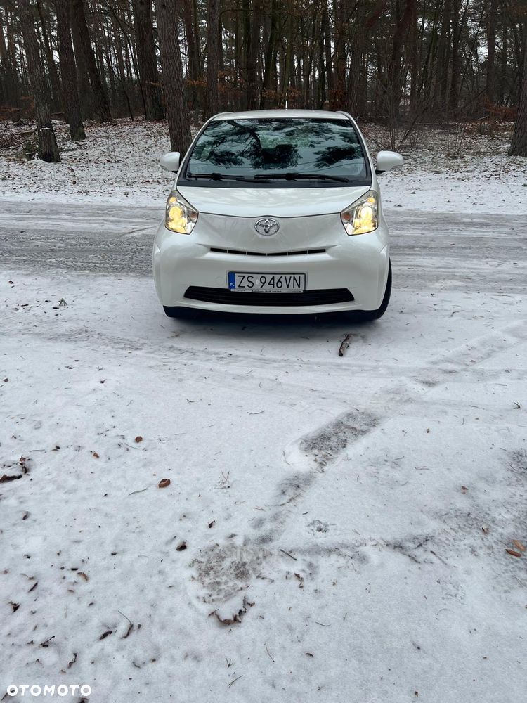 Toyota iQ 1.0 Sol - 1