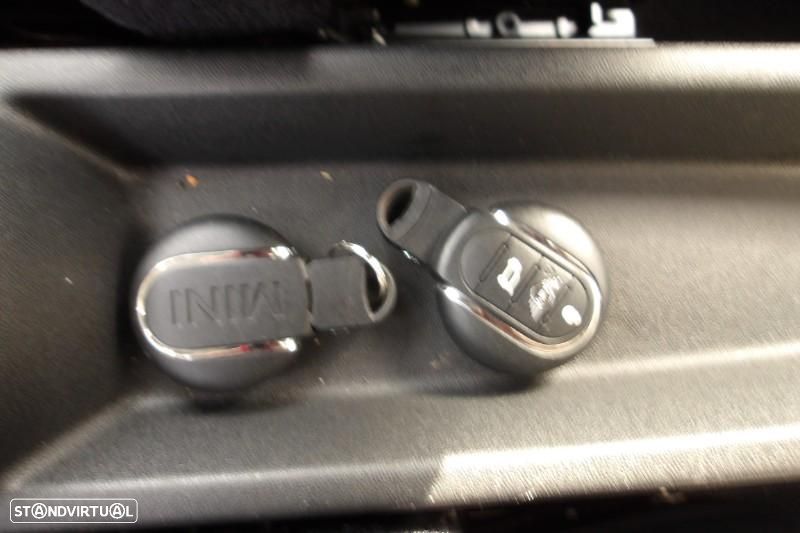 MINI 3 Portas Cooper SE - 6