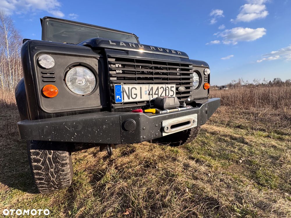 Land Rover Defender 110 Black Pearl Limited Edition - 2